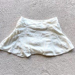 ONE SIZE ONLY BRANDY MELVILLE TENNIS SKIRT!!